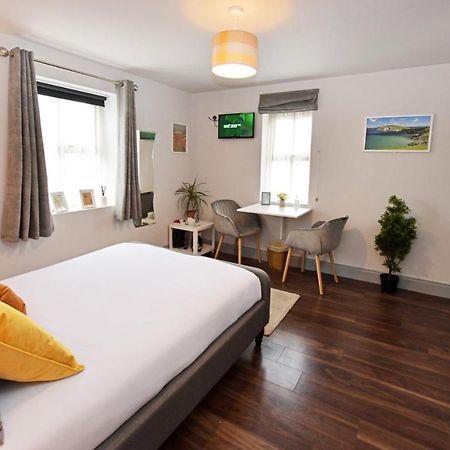 Pier House Room Дингъл Екстериор снимка